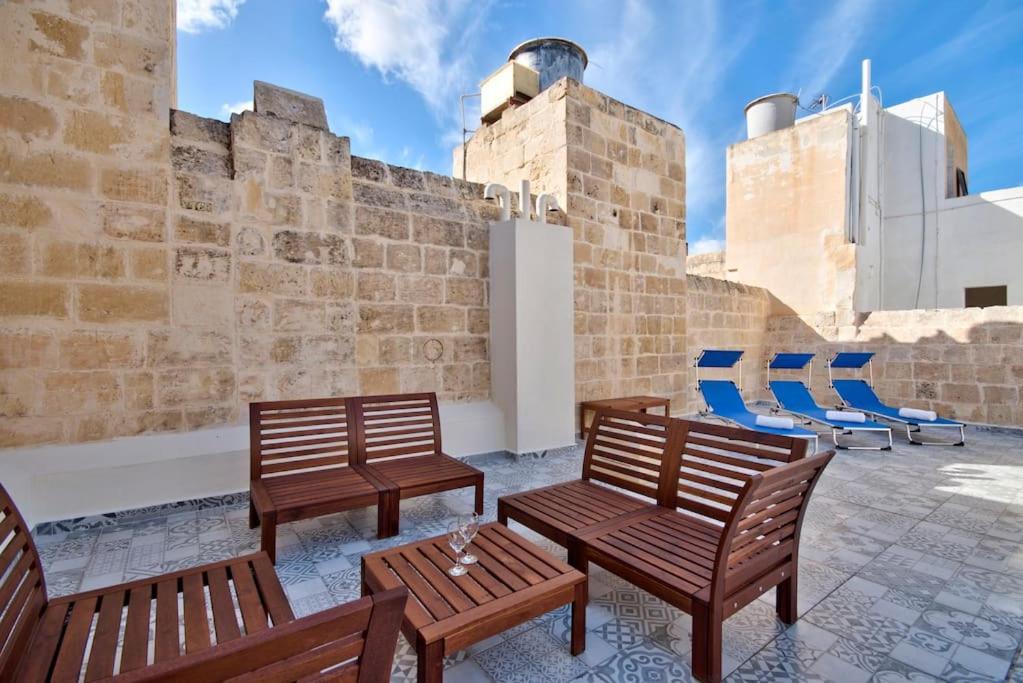 Vallettastay Old Lodge Apartment 7 Bagian luar foto